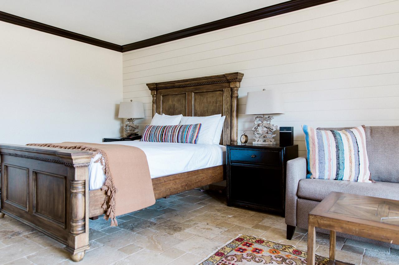 Hillside Boutique Hotel Castroville エクステリア 写真