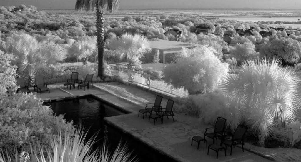 Hillside Boutique Hotel Castroville エクステリア 写真